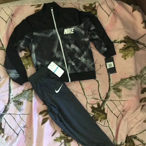 Nike Other - NWT NIKE boys track suit
